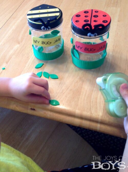 Fun Express Plastic Bug Jar Craft Kit - 12 Pieces, 4.5 Inches, Includes Foam Decorations