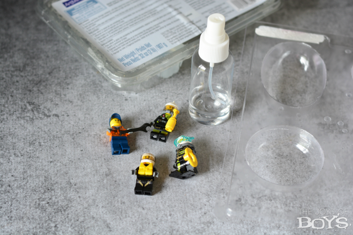 make LEGO minifigure soap